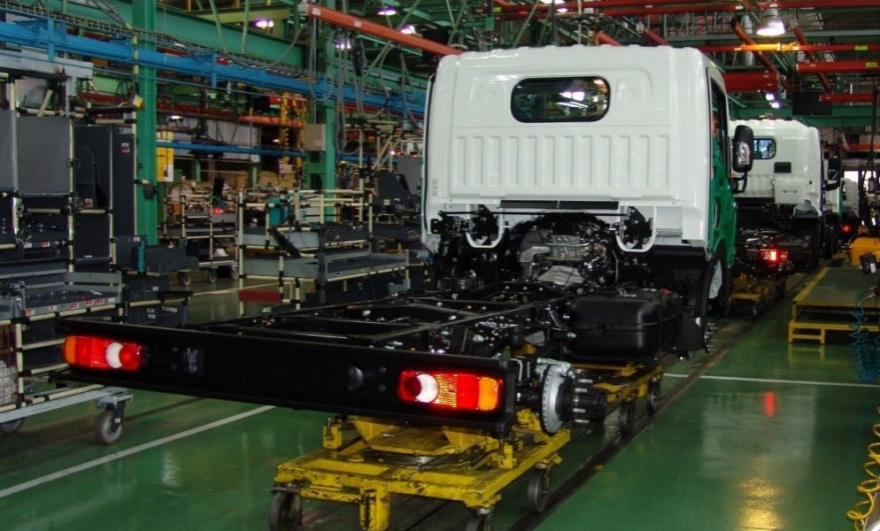 Transporte3's tweet image. Así evoluciona la fabricación de #camiones y #furgonetas en España. transporte3.com/noticia/11159/