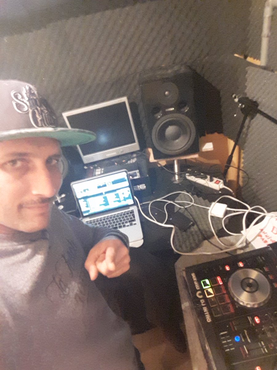 cklmusic's tweet photo. Retrouvez moi ce soir sur @radiogrenouille pour l'émission @Bassefrequences #ukgarage #basshouse #drumAndBass https://t.co/JnCzVQejl5