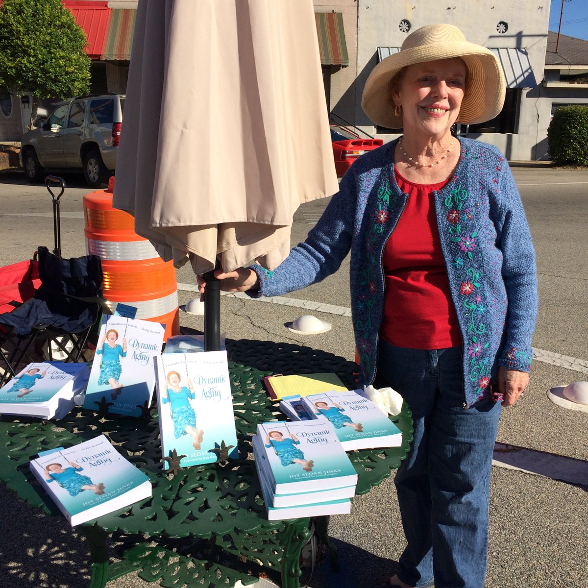 joy_jinks's tweet image. Have you seen  my new Dynamic Aging newsletter? #dynamicaging #creativeliving #retired