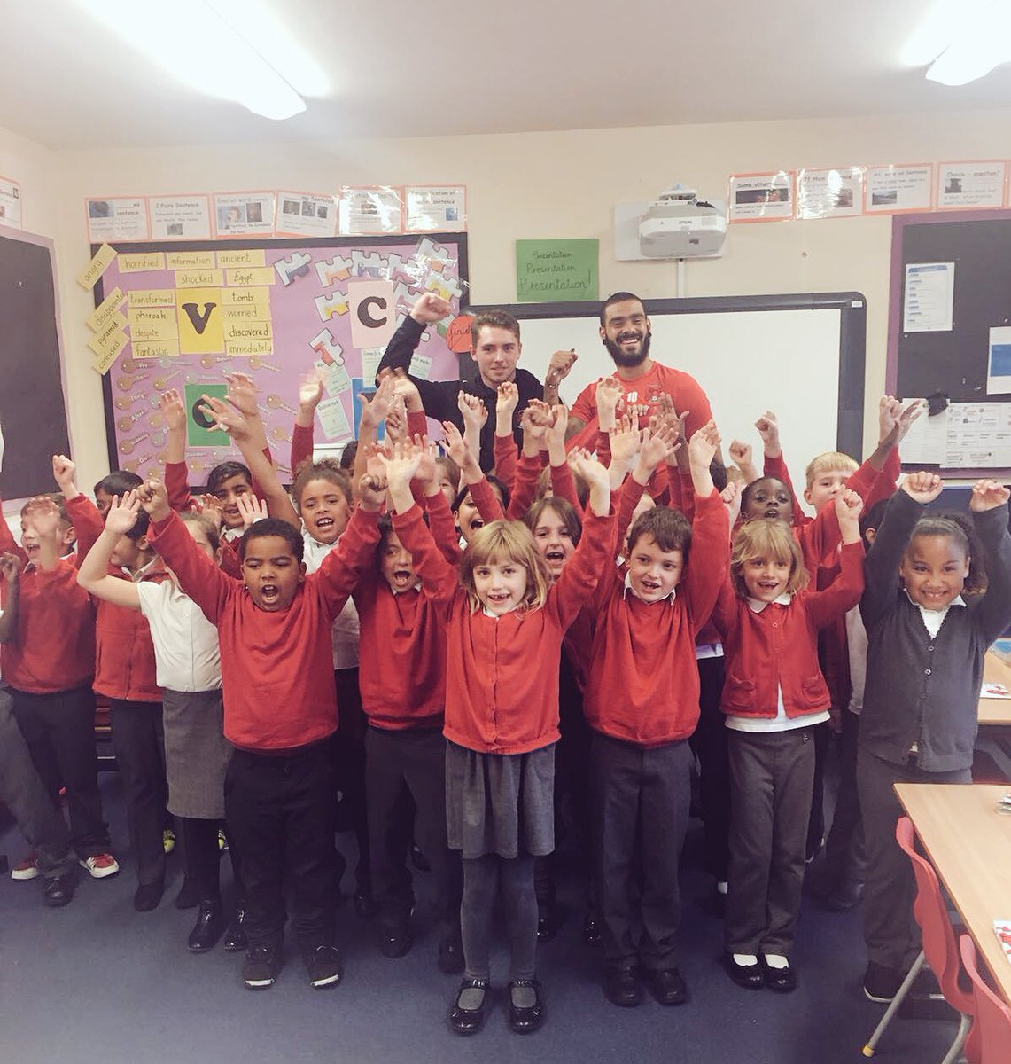 lotrust's tweet photo. Lots of new and excited @leytonorientfc fans after that visit I think! Thankyou @PaulMcCallum45 &amp; @ARON98_DEAN #COYOS #PLPrimaryStars #LOFC https://t.co/Q28H5Dm5bA