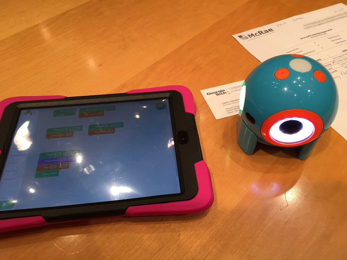 FrameBill's tweet photo. Dash &amp; Dot at #GaETC16 Good time with Chris Thompson from GaTech. https://t.co/SKh6YbaAx6