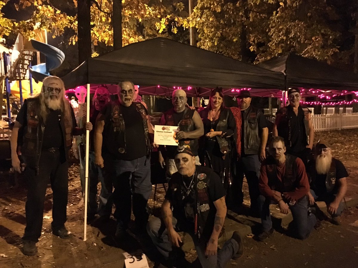 Our 2nd place winner of the theme contest is the Red Hand Motorcycle Club. They had a casket full of candy! #trailoftreats #mymkypark