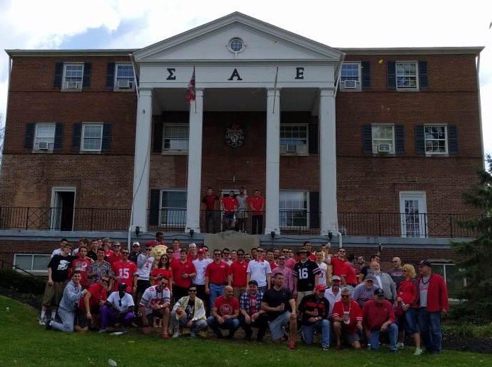 Great to reconnect with brothers at our Annual Alumni Hog Roast, this past Saturday!