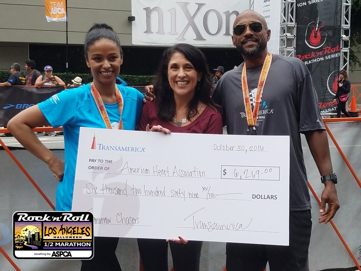 RunRocknRoll's tweet photo. $6,269 Transamerica #TomorrowChasers rocked it for @American_Heart at #RnRLA! https://t.co/CXVXTiE9mc