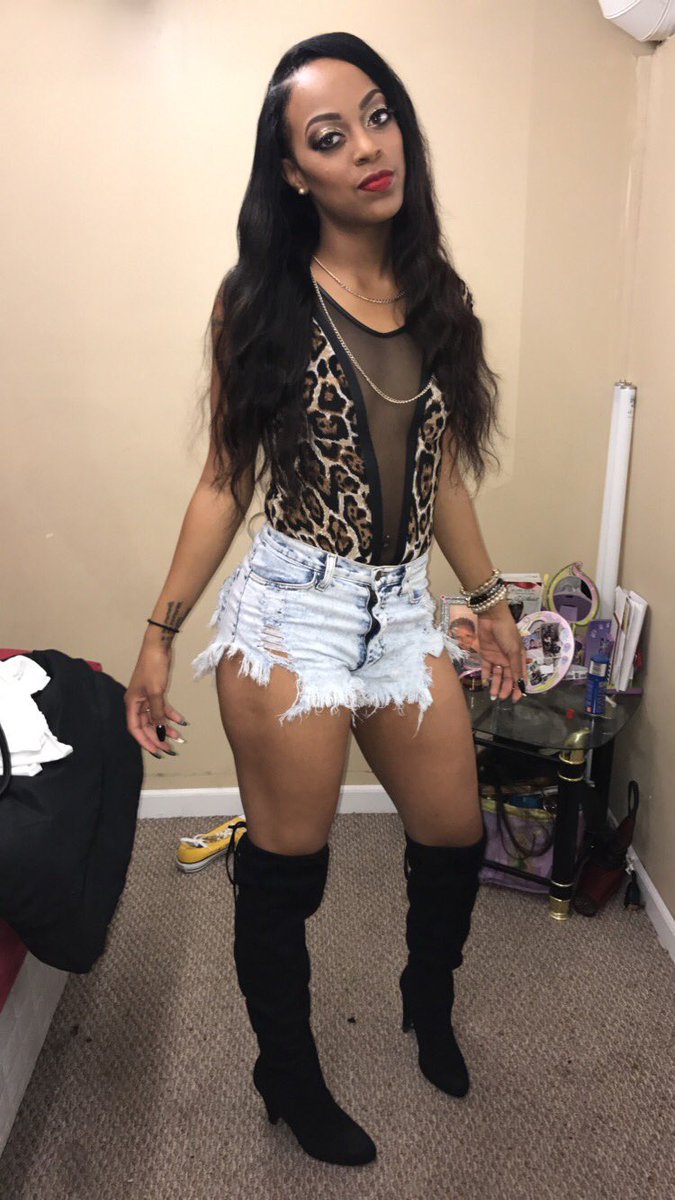 __TERETA's tweet image. #Chap21 😜🎉♏️ , Birthday Was LIT ! 😍