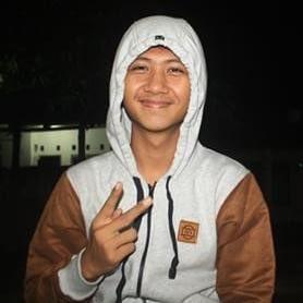 Come hangout with me on #BIGOLIVE. web.live.bigo.sg/2120600793_147…