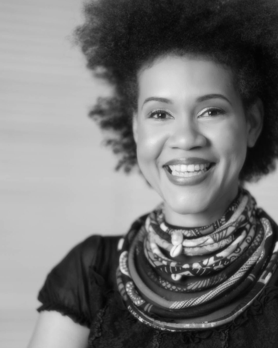 MariaSTsehai's tweet photo. Sometimes you gotta dive and trust others got your back. Much love to you all who had and always have my back so I can soar❤️ Mnajijua 😉 https://t.co/DzWnEkYUoB