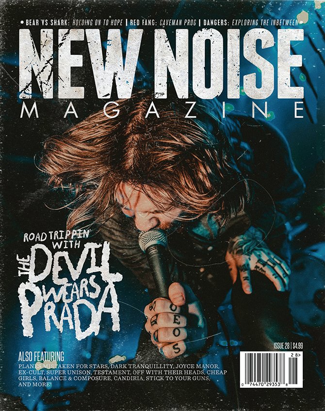 NewNoiseMags's tweet photo. Pick up a copy of @TDWPband cover issue at Barnes &amp; Noble and other booksellers across the United States. #TransitBlues https://t.co/U9CAmXfht3