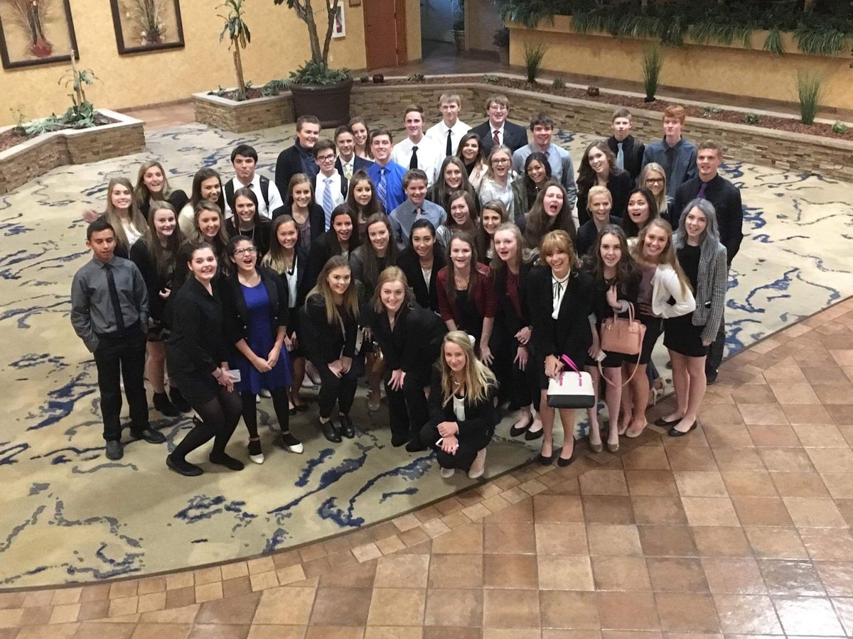 Deca1Mvhs's tweet photo. #DECAmonth @ColoradoDECA @DECAInc @crporter17 https://t.co/PvmQ8OQymU