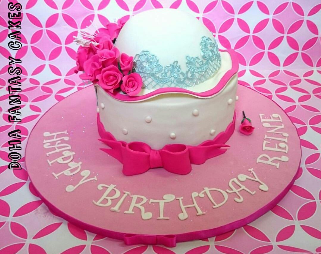 DohaFantasyCake's tweet photo. Hat Cake.
#fondantcakes #cakesqatar #fondantcake #hatcake #cakesforher #gumpasteflowers https://t.co/znhiR3SlEj