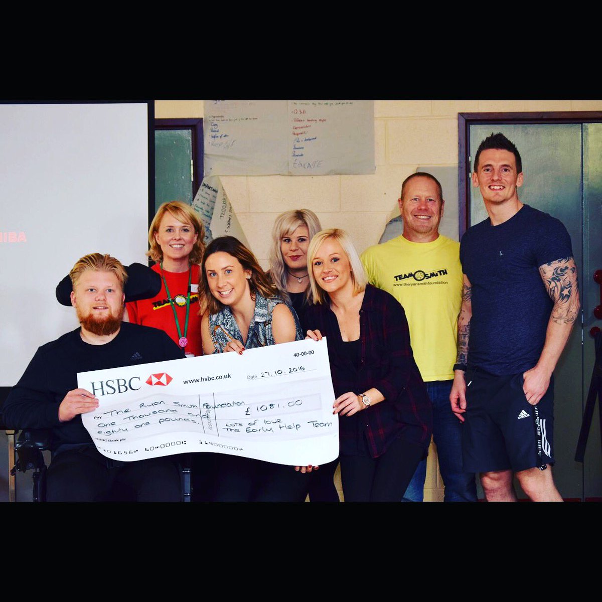 RaChYhAnK's tweet photo. Massive thanks!! Amazing amount raised for @TeamSMiTHRyan #snowdon #snowdonshove 👍 https://t.co/ijvRtHMROC