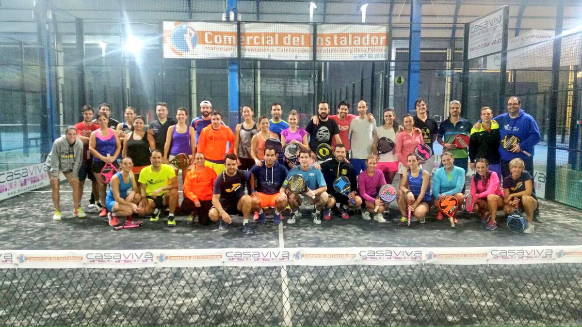 Espectacular ambientazo en nuestro Round Robin mixto. ¡Gracias a todos por participar! #EPA #Padel #somosEPA