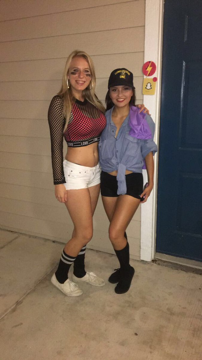 __christinaa__'s tweet photo. then we play all thru the late night #txhalloweenbash https://t.co/Z4ljRPrGE1