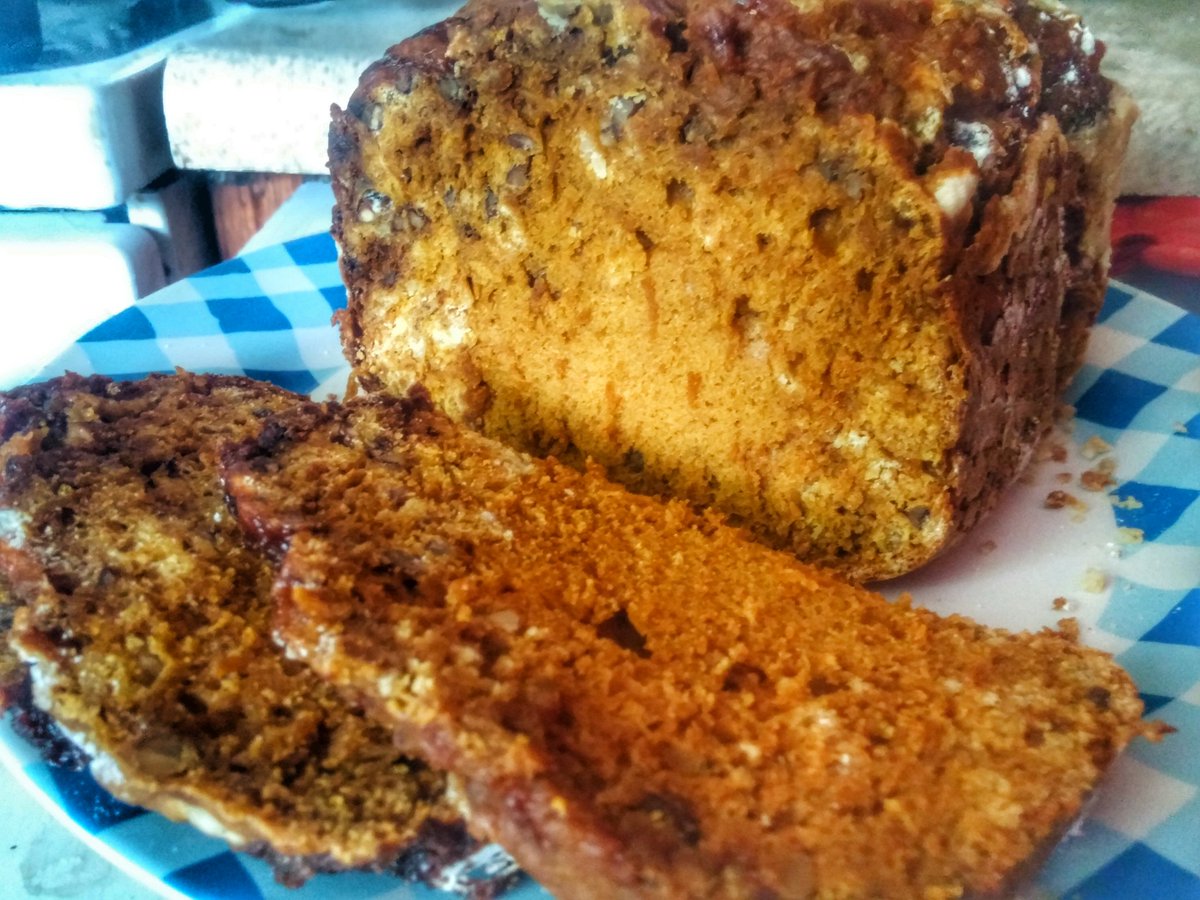 MomGoneCountry's tweet photo. Tried a new #pumpkinbread recipe
Bread machine could have mixed it better but it tastes good!
#homemade #falltimecooking #healthy https://t.co/PuVGamV3ZR