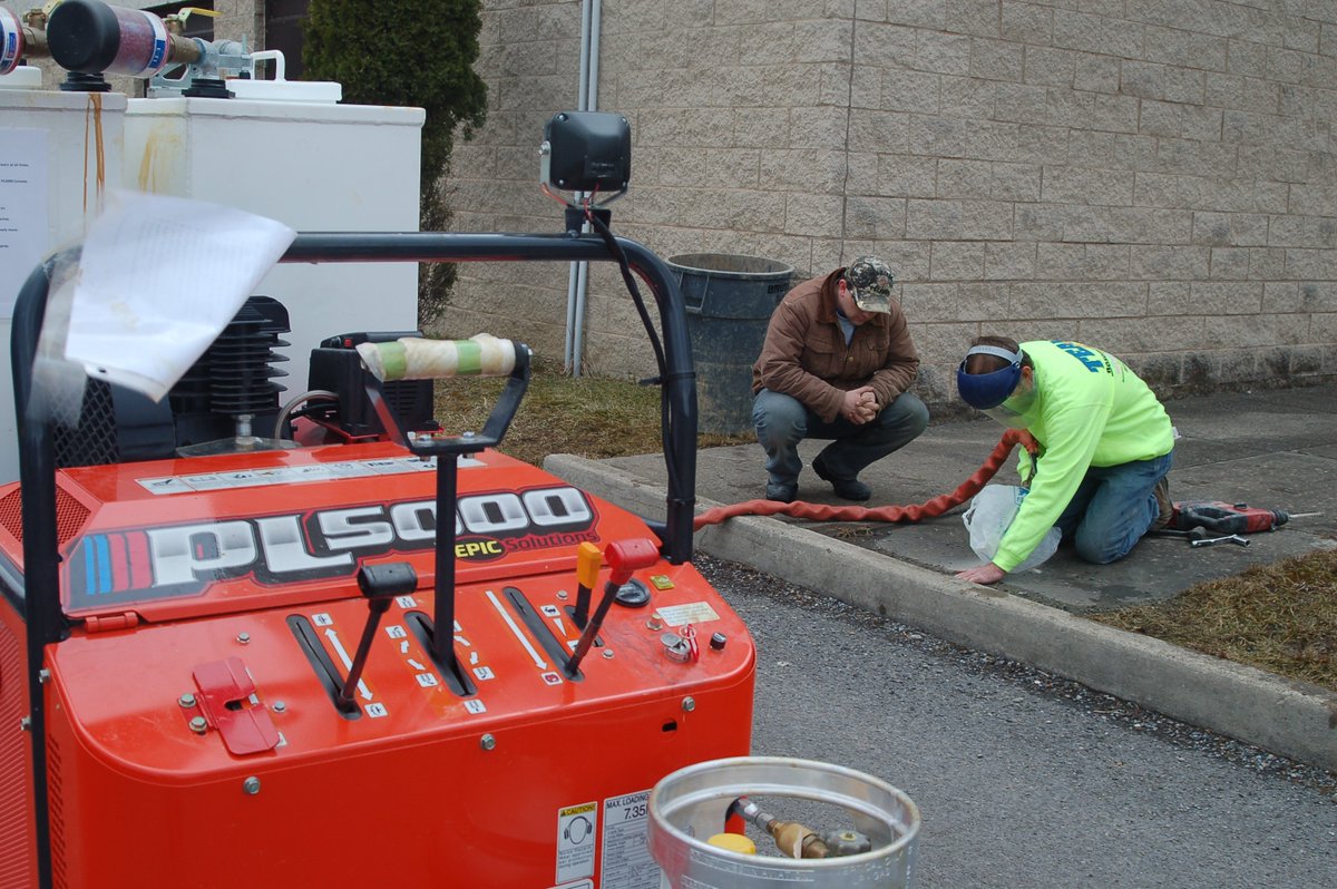 FoundationSysWV's tweet photo. Our new website launched yesterday! Learn more about us here: https://t.co/oJy058Gawb #foundationrepair #concreteleveling https://t.co/4f1EmEWGtJ