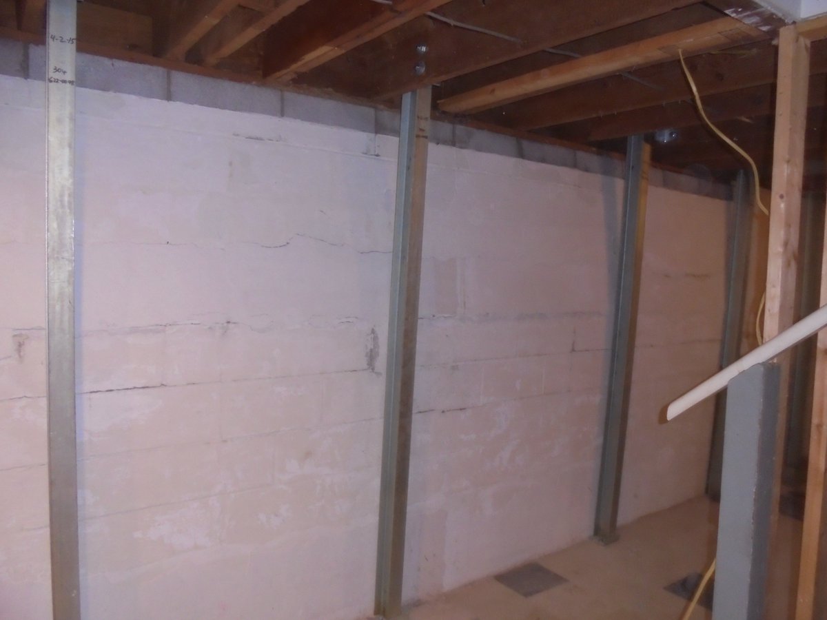FoundationSysWV's tweet photo. Our new website launched yesterday! Learn more about us here: https://t.co/oJy058Gawb #foundationrepair #concreteleveling https://t.co/4f1EmEWGtJ