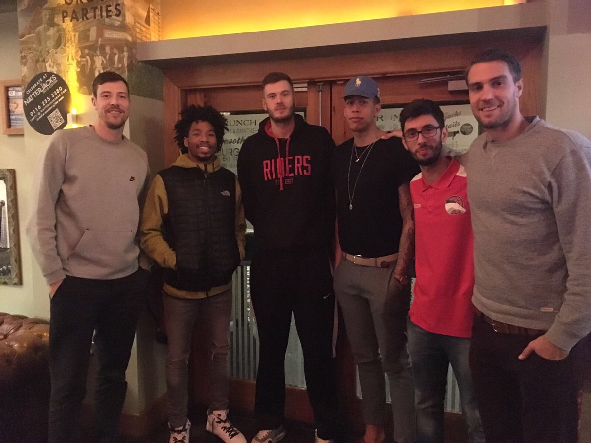 Once again outstanding food and service from <a href="/NatterjacksBar/">Natterjacks Bar</a> in Leicester for <a href="/RidersBball/">Leicester Riders | Basketball</a> team meal - thanks to staff as ever