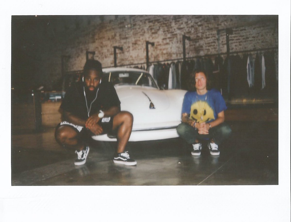 OneHispanic's tweet image. Tourlaroids | @MooshAndTwist @ChrisMelee @MerchOCD @frankiesant0re @SVRRENDER215