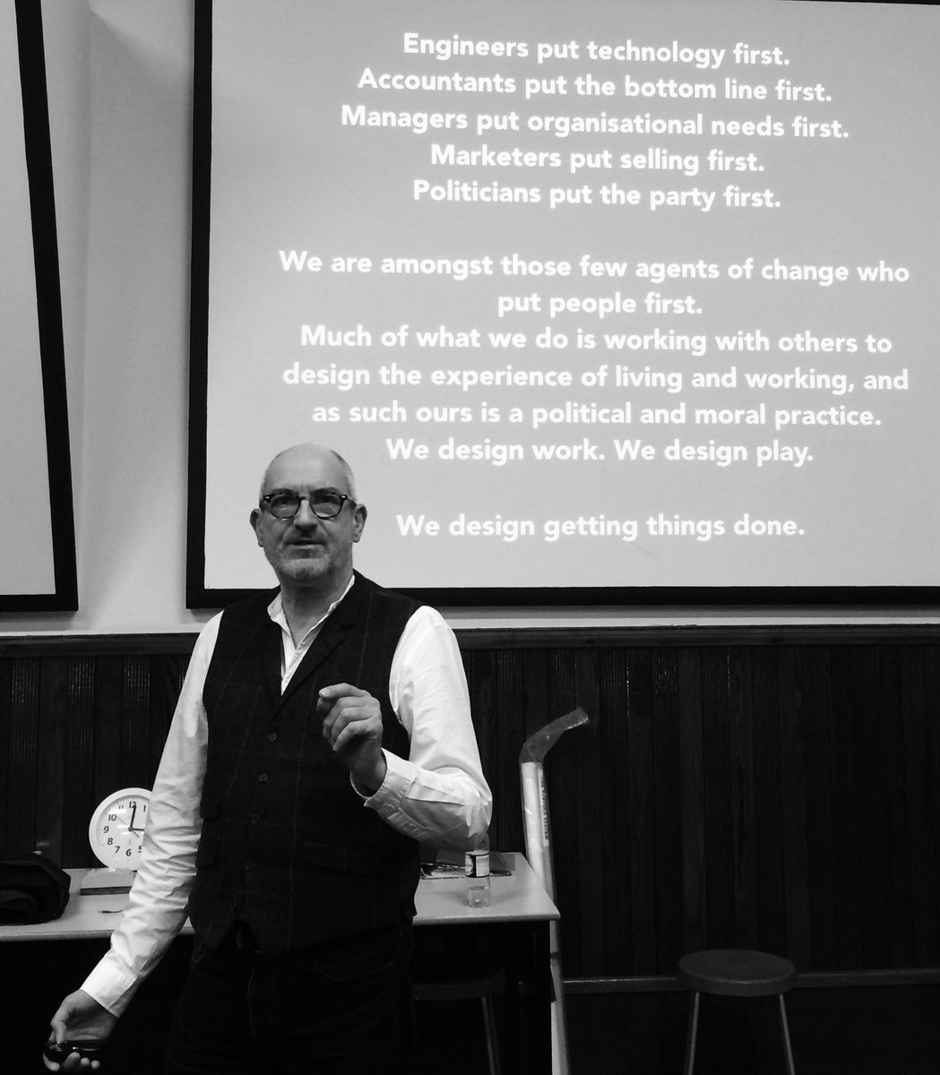 My last lecture at <a href="/DJCAD/">DJCAD, UoD</a> today - with the most wonderfully engaged #cbdsn students. 

I’ll miss them.

Photo by <a href="/NaDD1ne/">nadxx</a>