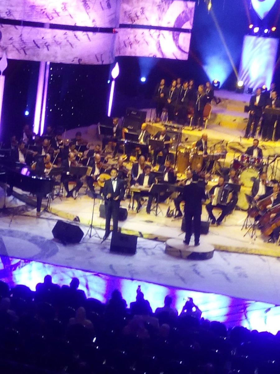 HendAtout's tweet photo. #محمد_عساف كبير بصوته وموهبته عظيمة  انت يا عساف امتعتنا كل الحضور كان متفااعل بطريقة فظييعة وكله اتبسط ❤
انت مصدر للسعادة
@MohammedAssaf89 https://t.co/STEgeez6wD