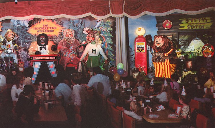 Podcast Ep 6: THE ROCK-AFIRE EXPLOSION director Brett 
Whitcomb &amp; Showbiz Pizza 80s nostalgia- bit.ly/1KH9aHE