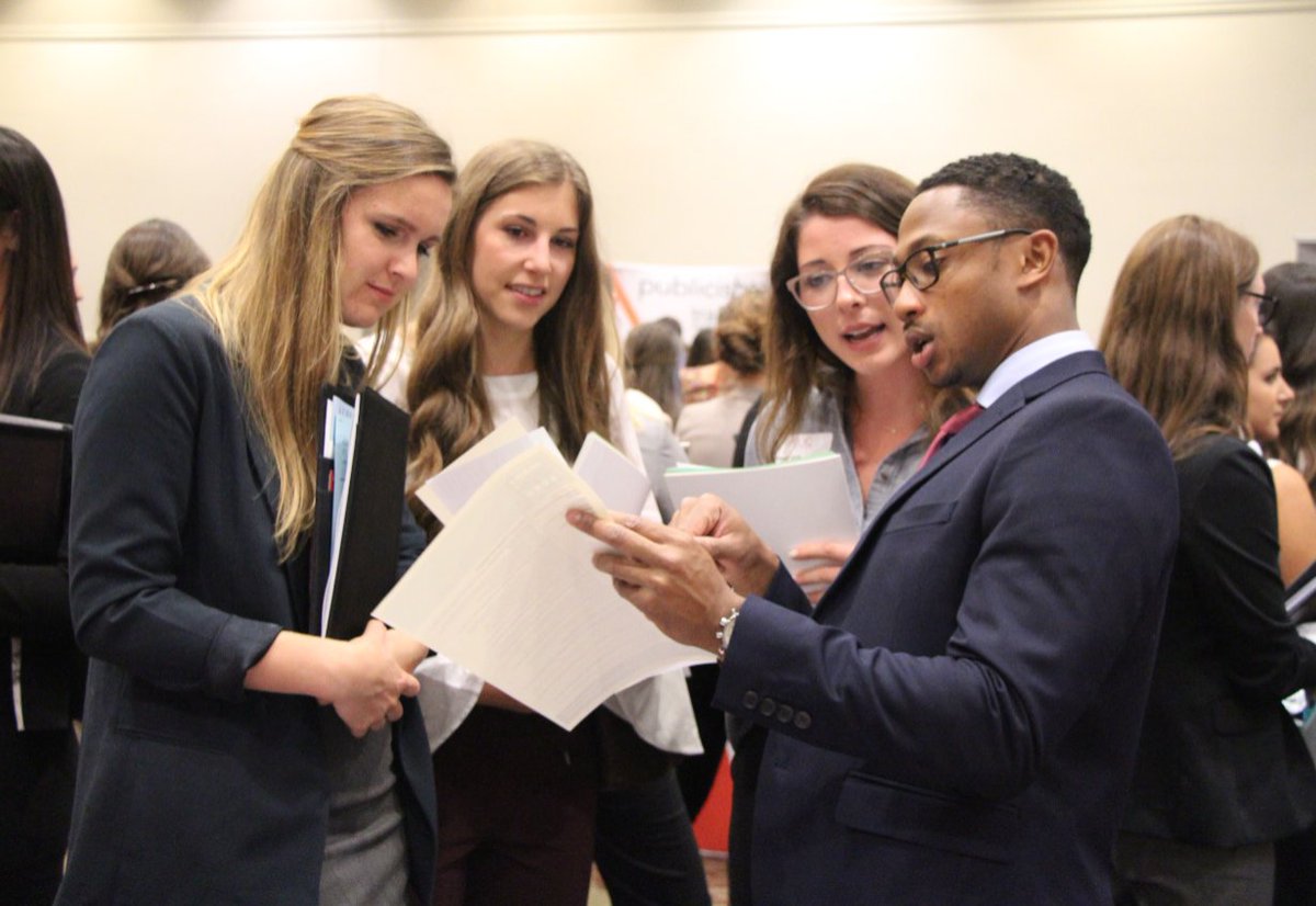 UGAGrady's tweet photo. Thank you to all of the employers and students who made #AdPRConnection2016 a success.  Photos: https://t.co/py1DN7tW2O   @AdPR_UGA https://t.co/21JoUbyXSW