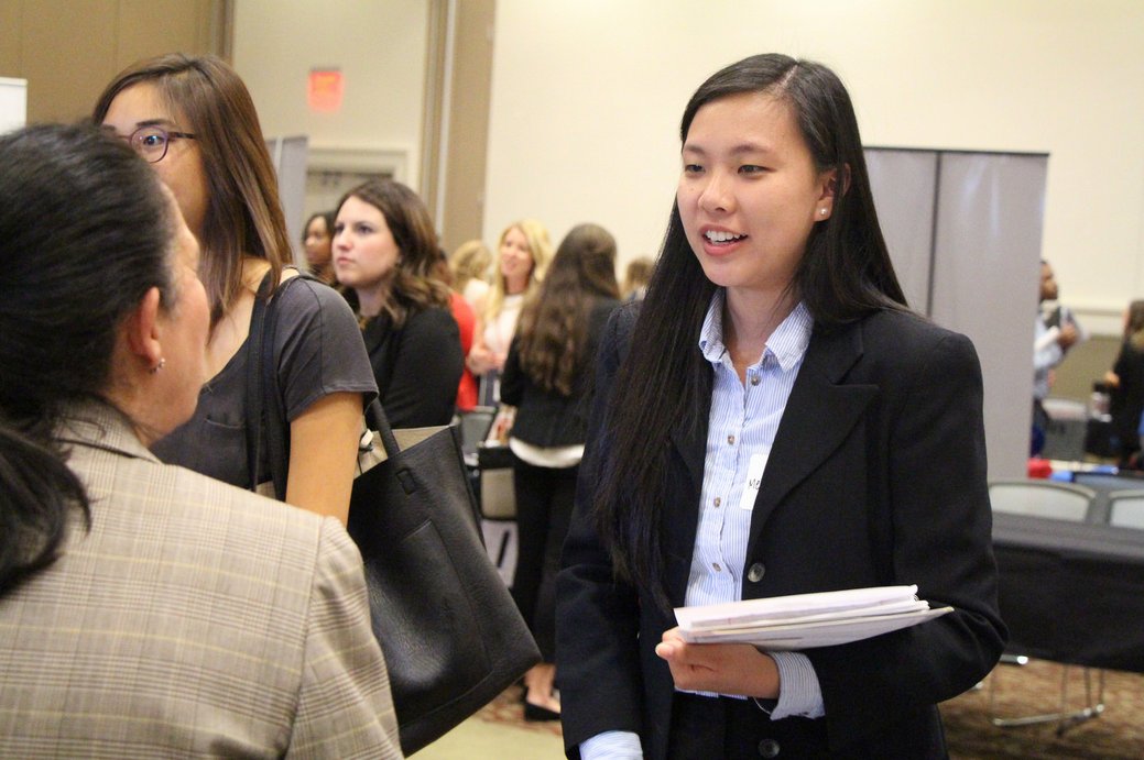 UGAGrady's tweet photo. Thank you to all of the employers and students who made #AdPRConnection2016 a success.  Photos: https://t.co/py1DN7tW2O   @AdPR_UGA https://t.co/21JoUbyXSW