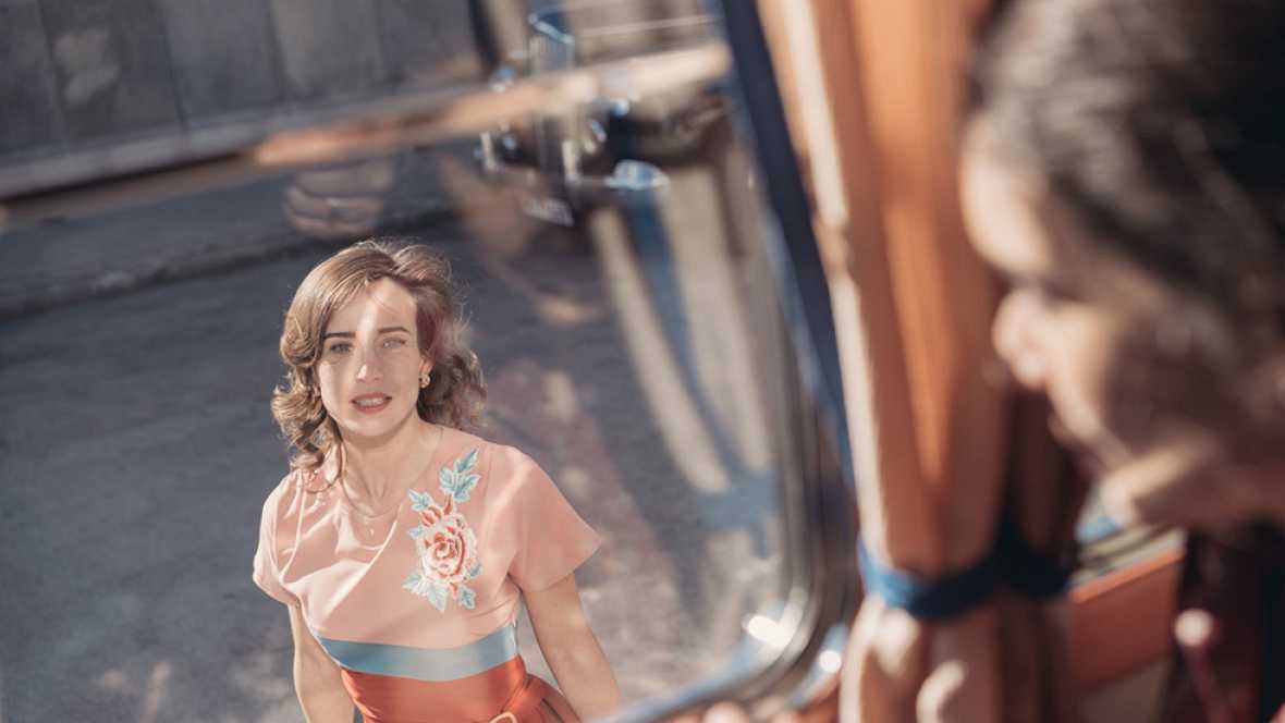 ¡Elena y Basilio son hermanos! Y juntos huyen del horror #Finalfeliz 😍😍😍 rtve.es/v/3780962/ #SonataFinal