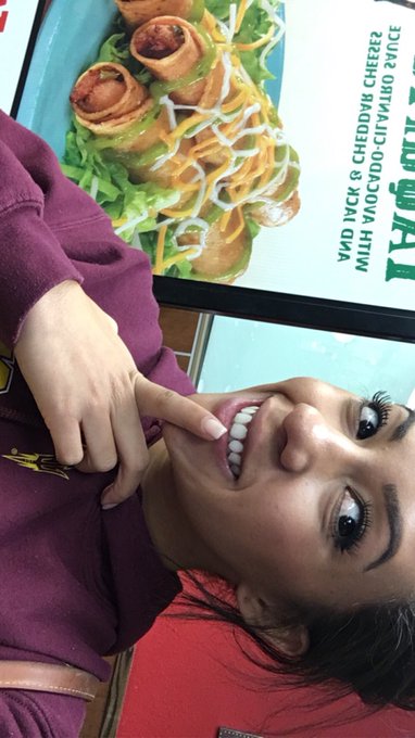 SNAP CHAT for sale today 👍🏽 DM FOR INFO https://t.co/HJssIgPkfq