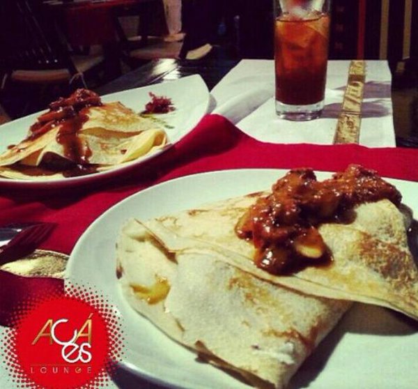 Disfrutar de una Crepe Mediterránea en <a href="/acaeslounge/">Acá Es Lounge</a> ¿Porque no?