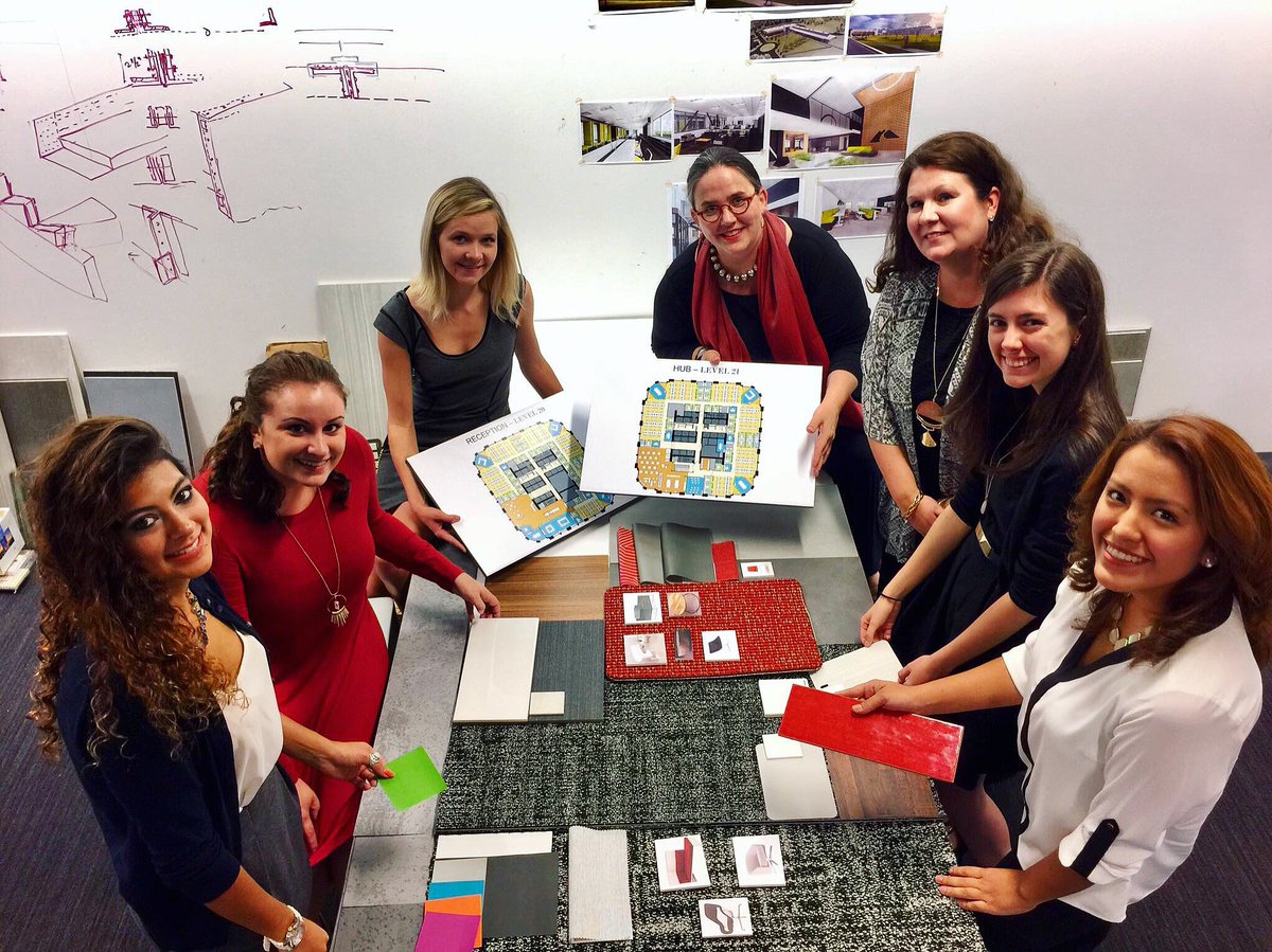 mastersofdsgn's tweet image. Thx Julia, @HOKNetwork @HermanMiller @ASIDGA @DennisDeanCater for a wonderful evening of mentorship! More: facebook.com/themastersofde… #modse16