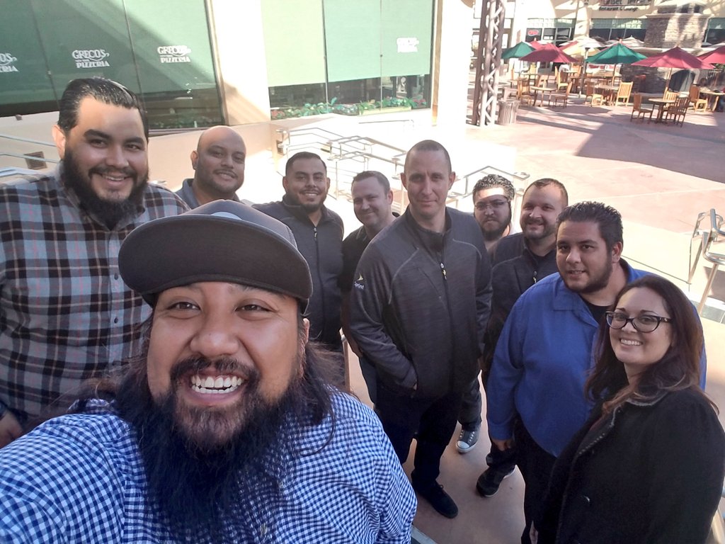 BoostShield_PCR's tweet photo. #SupportUsSupportYou #Thanks @Tigre335 for inviting me to your #FloorLeaders meeting #ProtectionEqualsProfit @blee01 #ThinkLikeACEO https://t.co/AlE4apNG5p