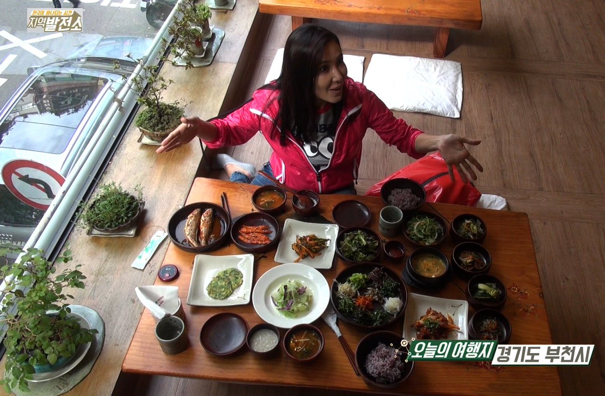 내일 MC유형서,김지연이 진행하는 CJ헬로TV '생방송 지역발전소'에 부천이 나옴썹^^
<CJ헬로TV '생방송 지역발전소'>
*CJ헬로TV 3번,23번
*본방-11.3(목)16:00
(재방-11.3(목)23:00 / 11.4(금)06:00,10:20)