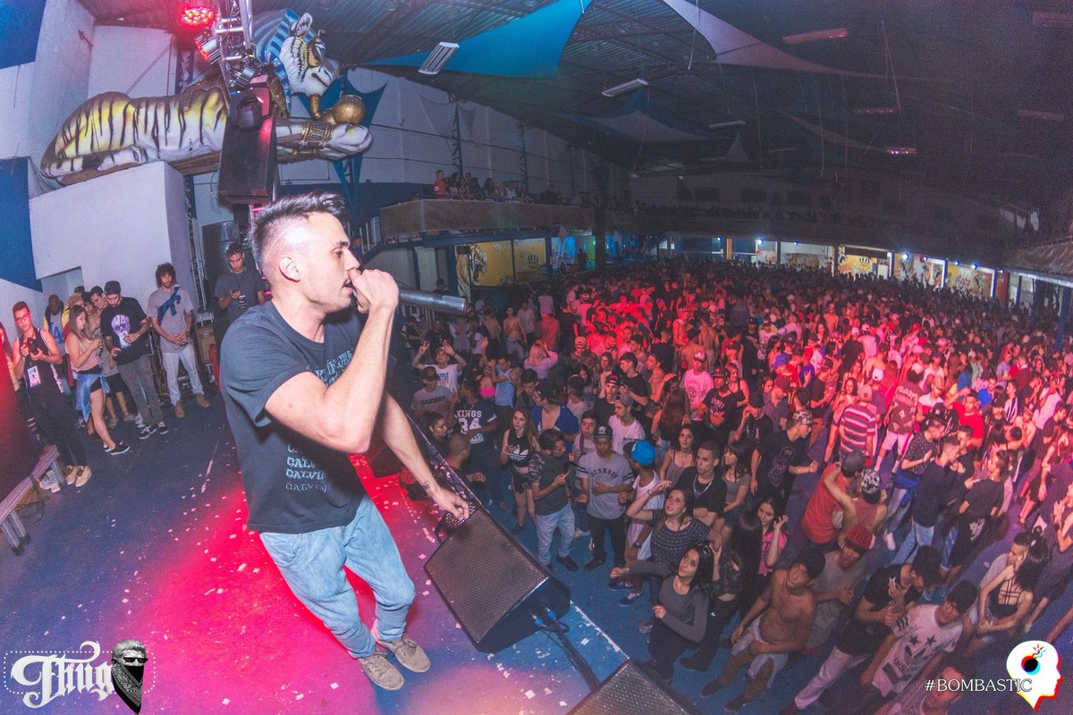 Binho_Marino's tweet photo. Chama as amigas ❤️🎶
Agradecendo aos organizadores da Thug Party, pela oportunidade...
#ThugParty #ThugMito #McMarino
📸 Gabi Bertti https://t.co/8OxXePGZEt