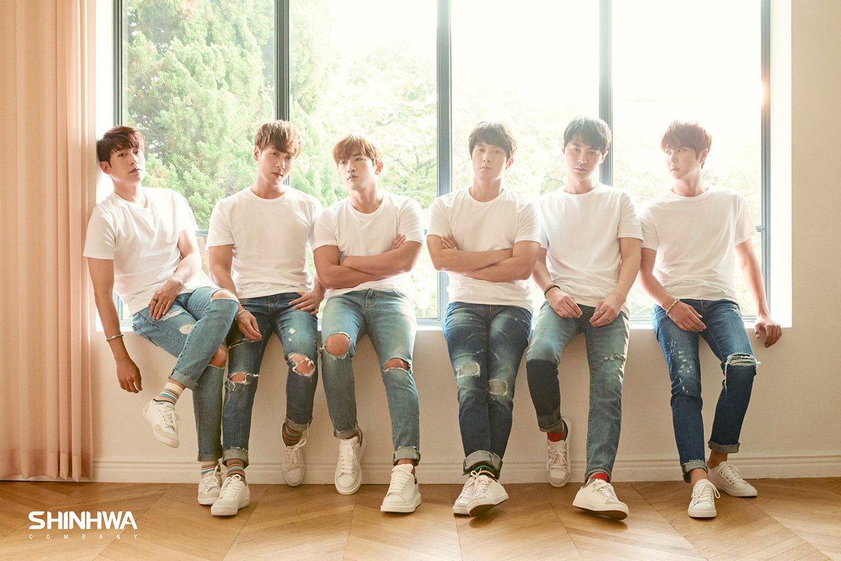 SHCJ_radio's tweet photo. 안녕하세요! #신화창조라디오 입니다.
금주는 진행자의 사정으로 인해 결방하게 되었습니다ㅠ 기다려 주신 분들께 사과의 말씀 드립니다. 멋지고 아름다운 #신화 사진이 많이 올라오는 요즘, 오빠들 보며 힐링하시고, 다음 주에 다시 뵐게요! https://t.co/LE38iXbKP5