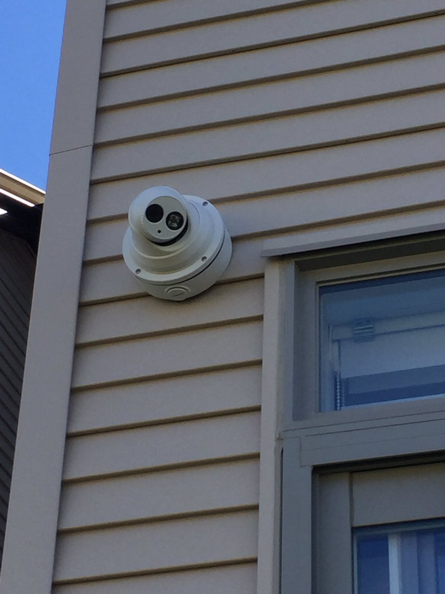 protekinstalls's tweet photo. Another happy client! #hikvision #cameras #ottawa #security https://t.co/AuYkM5KfQH