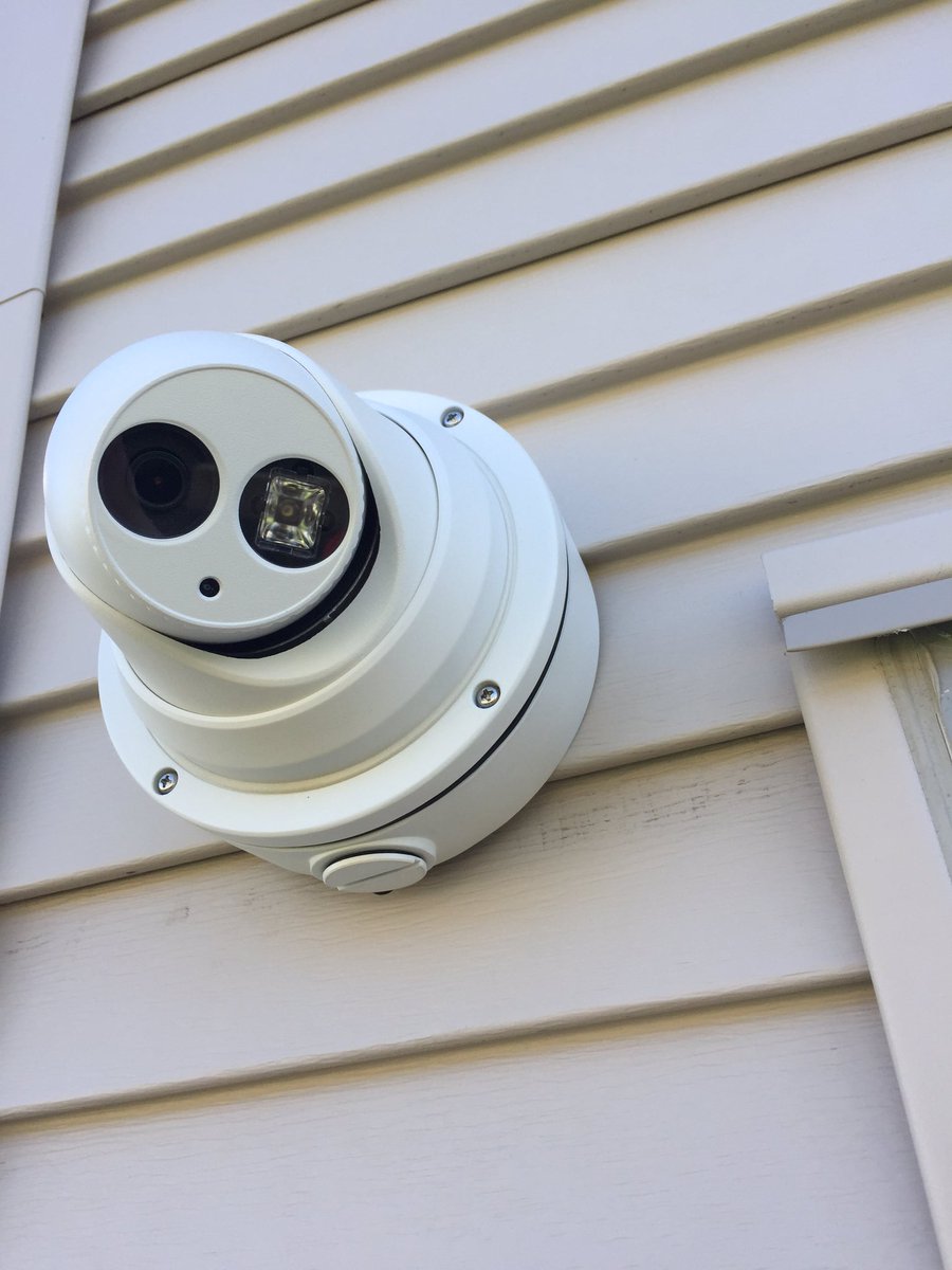 protekinstalls's tweet photo. Another happy client! #hikvision #cameras #ottawa #security https://t.co/AuYkM5KfQH
