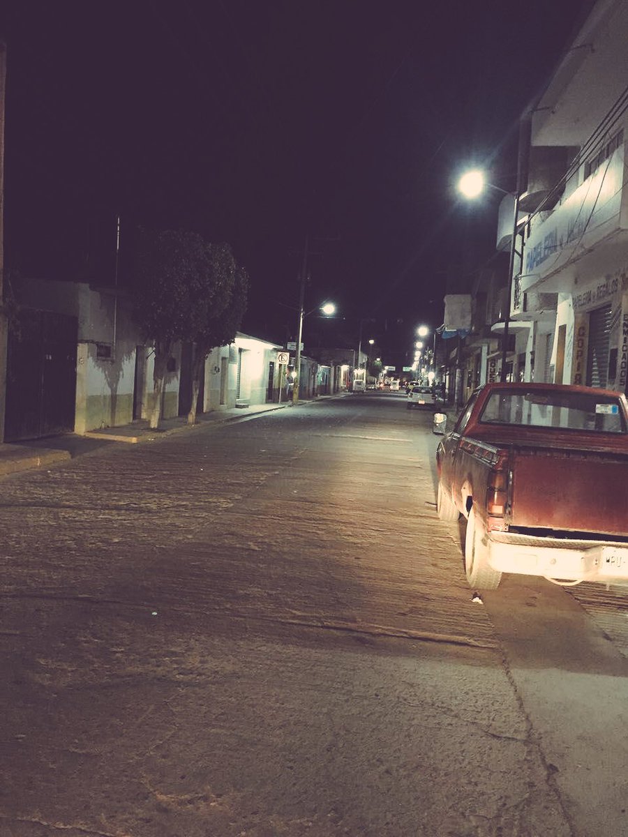 InformandoAOaxa's tweet photo. Calles más seguras y mejor alumbradas con @ViRoJose @H_Ayun_Ocotlan https://t.co/azDTEYqlwl