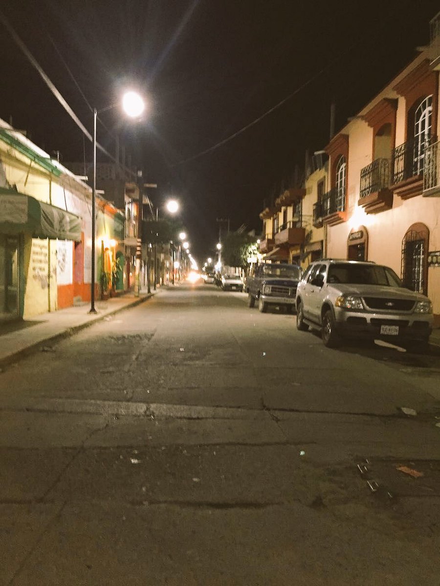 InformandoAOaxa's tweet photo. Calles más seguras y mejor alumbradas con @ViRoJose @H_Ayun_Ocotlan https://t.co/azDTEYqlwl