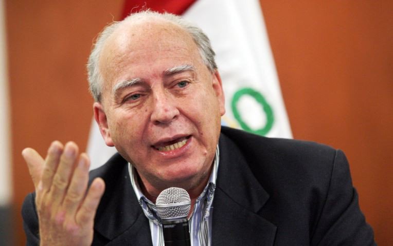 ConElMazoDando's tweet photo. ¿Qué buscan en Perú con injerencia en asuntos venezolanos? (+video) https://t.co/gnM2J2Dw82 https://t.co/5mgkwo610Q