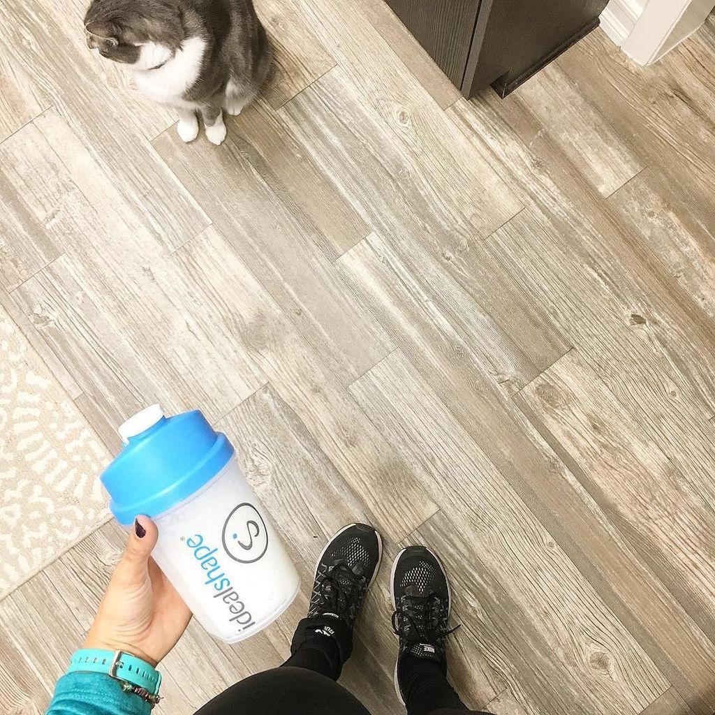 nativeandsol's tweet photo. Killed myself with the @keelofit app. Did #4squared in 18:58. Beat my last PR by 3:07. 😁👏🏼… https://t.co/U3DAO2G2BY https://t.co/UoEprzT4aZ