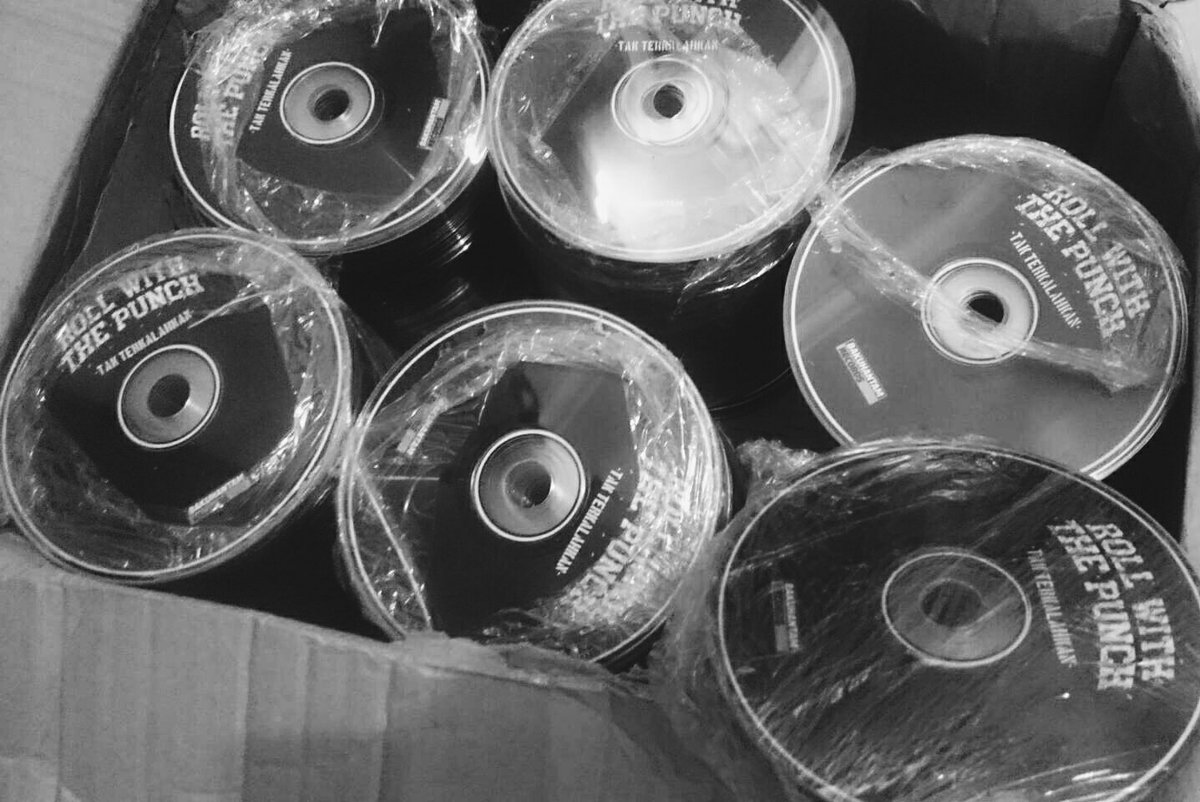 Sebentar lagi guys, sedang dalam tahap persiapan. Hehe
.
.
.
.
 #hardcoreworldwide #indonesianhardcore #Mataramcityhardcore #hcww #promo