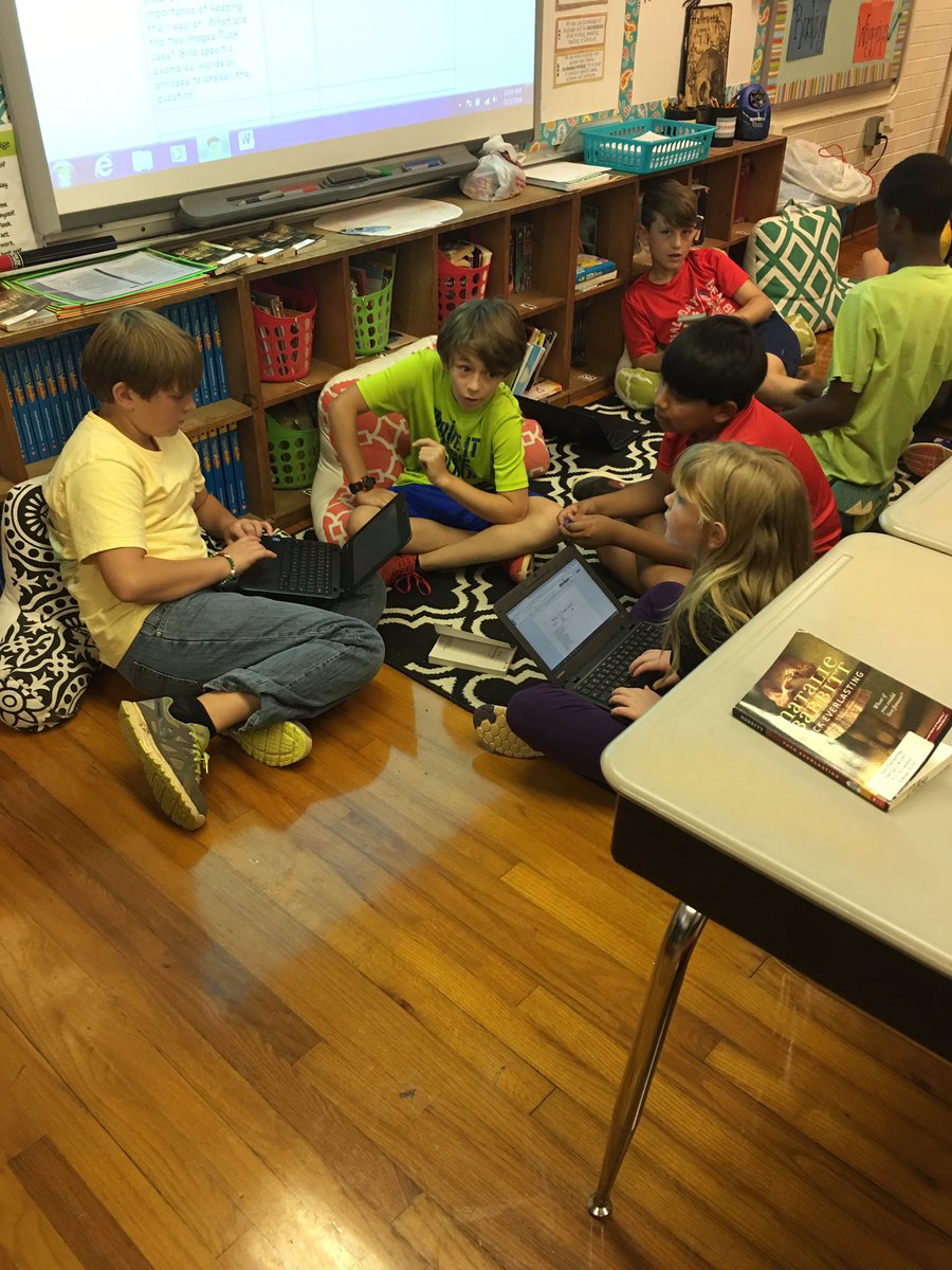 MsDuBoseReads's tweet photo. Discussing, collaborating, and sharing. #rm27 #peslearrn #ECSLearn https://t.co/zUUtMPWA1Y