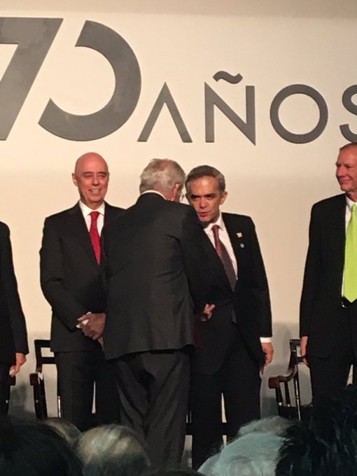 Ver imagen en Twitter Ver imagen en Twitter