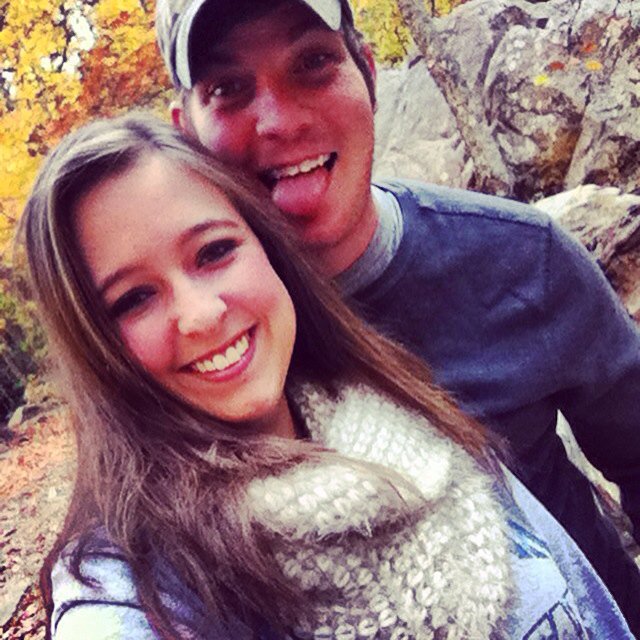 snuffles94's tweet photo. #grandfathermountain #mountains #boyfriend #couple #NorthCarolina #vacation #iloveyou https://t.co/hlubSnA0Oz