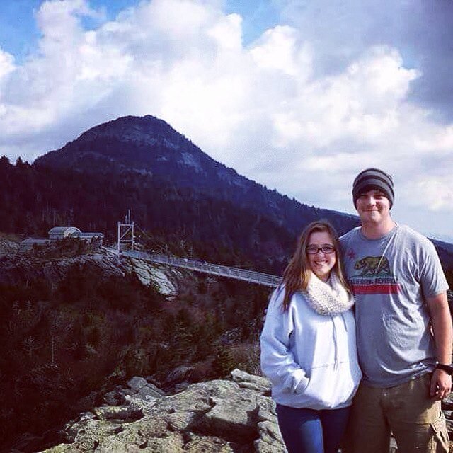 snuffles94's tweet photo. #grandfathermountain #mountains #boyfriend #couple #NorthCarolina #vacation #iloveyou https://t.co/hlubSnA0Oz