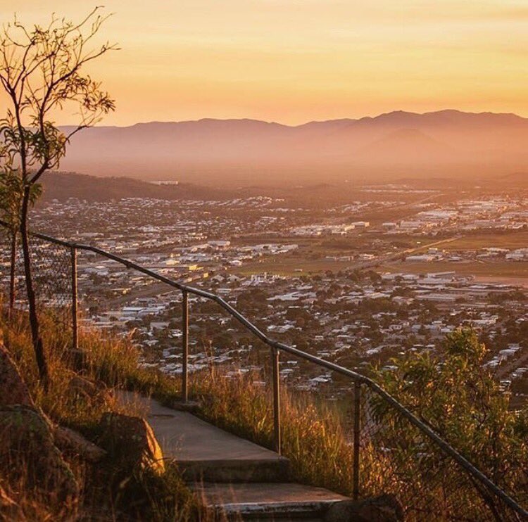Castle Hill 😍 Pic via IG youngadventuress #TownsvilleShines