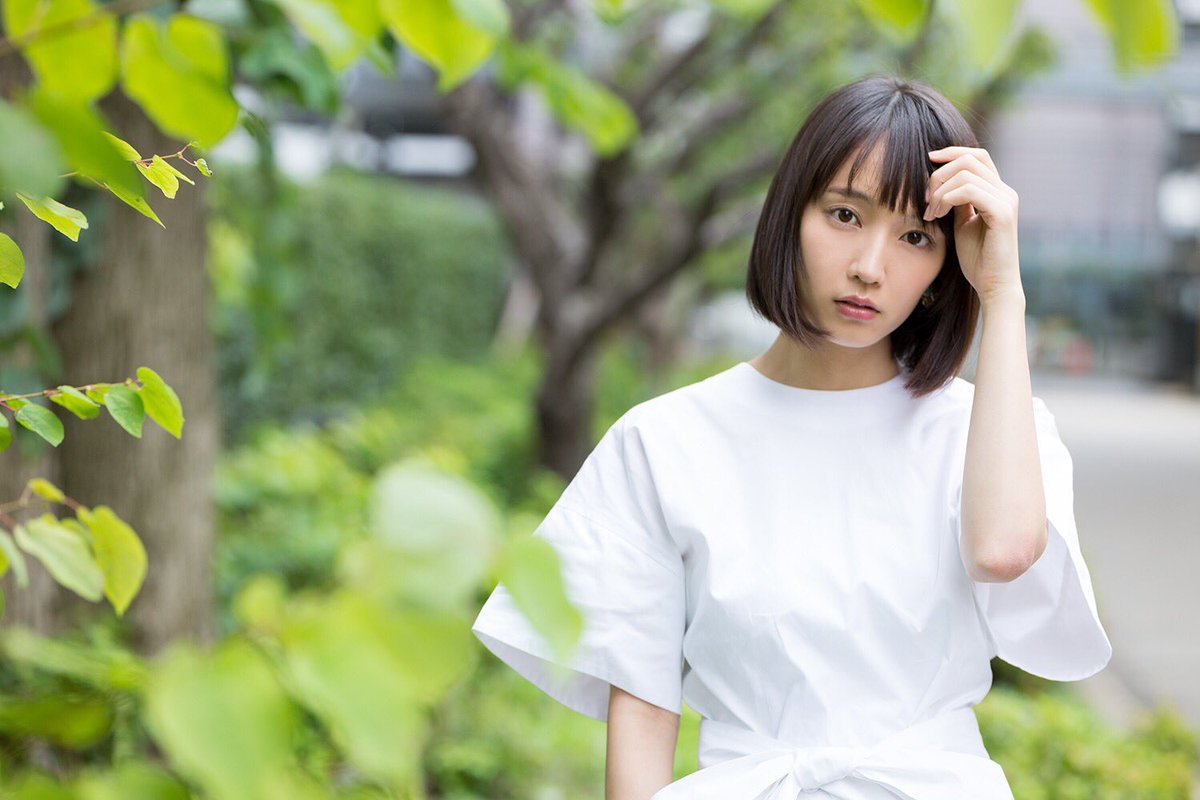 ヒカリグラフ Ar Twitter Cover更新しました 今月はドラマにcmに大活躍の女優 吉岡里帆さん 透明感あふれる可愛さと 芝居への真面目な姿勢をお届けします 是非ご覧ください 吉岡里帆 01 観察力が重要 T Co Dubqxlw9sq T Co Vnjwrmadnm
