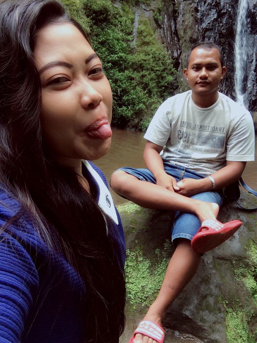 Chabhiey's tweet photo. #Waterfall #cintaindonesia #batu #cangar #beautifullook #happyholiday https://t.co/4DnyHRPWjF