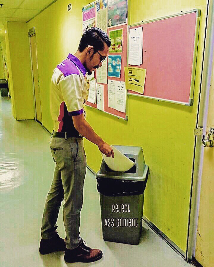 Bell_Dakao69's tweet photo. Abam cuba k.. tapi abam x kuat..
So abam letaklah di tempat yg sepatutnya..
#SirBell #HargaiSetiapSaatYangMasihAda https://t.co/NwsYdYhQPK